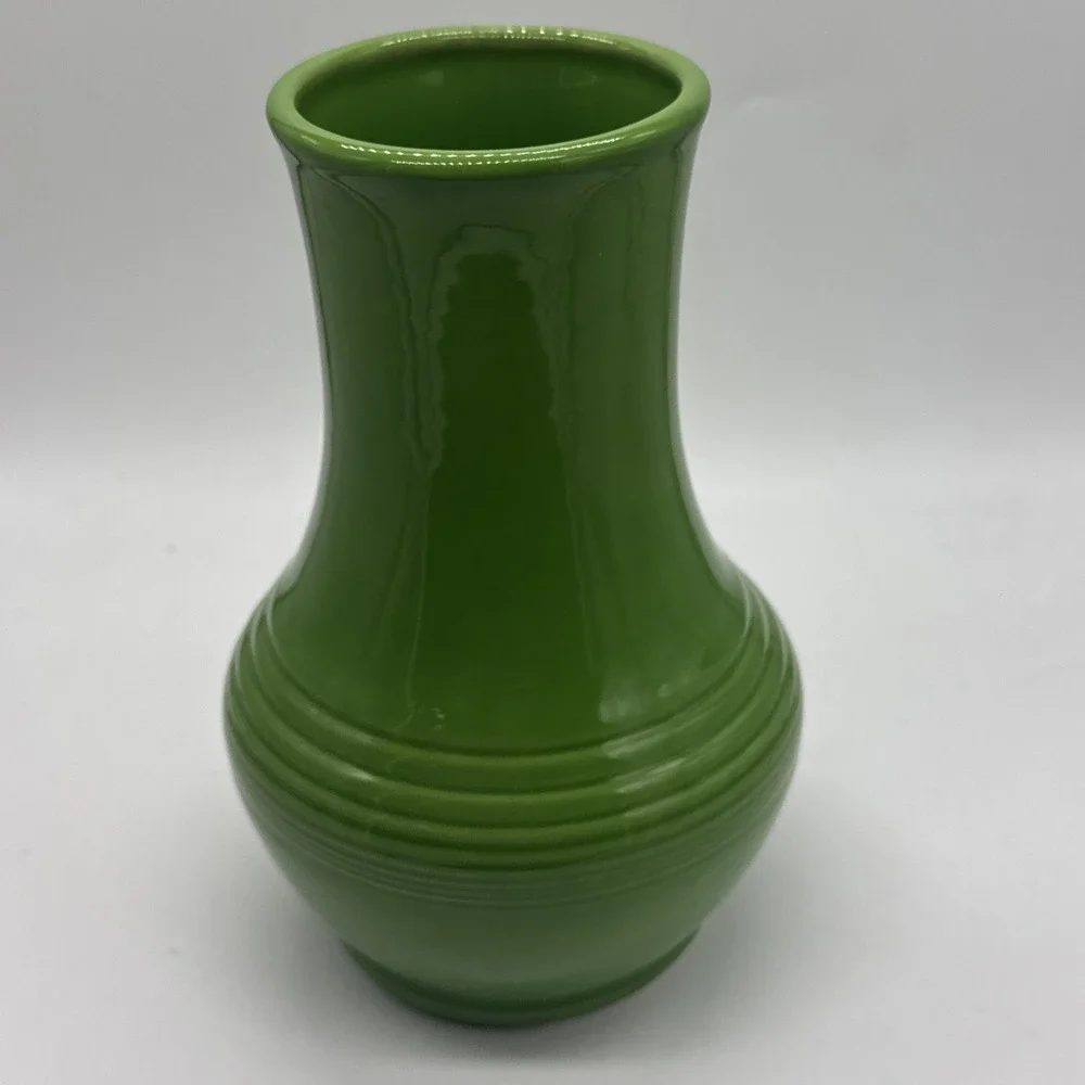 Fiesta Royalty Vase RARE Shamrock Green (Retired Color ) HLC USA